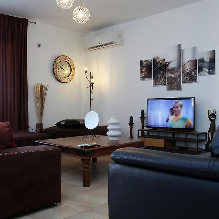 Nenas House Apartment Nea Iraklitsa Bagian luar foto