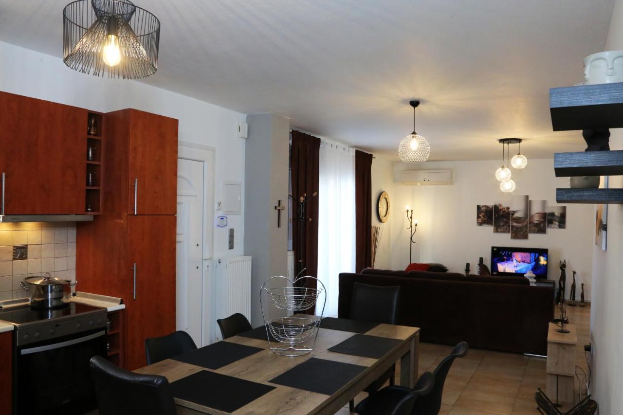 Nenas House Apartment Nea Iraklitsa Bagian luar foto