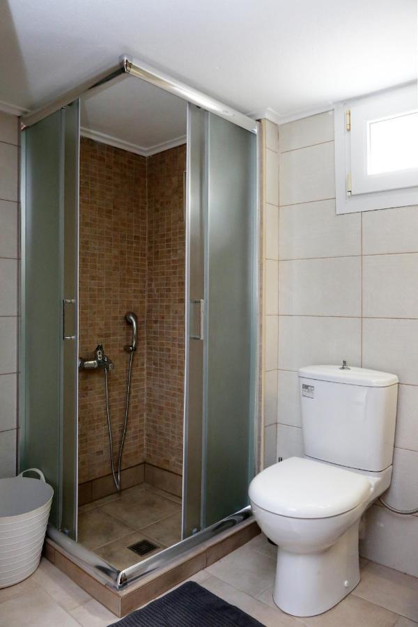 Nenas House Apartment Nea Iraklitsa Bagian luar foto