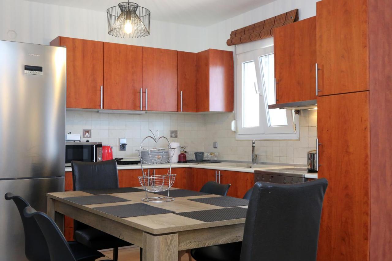 Nenas House Apartment Nea Iraklitsa Bagian luar foto